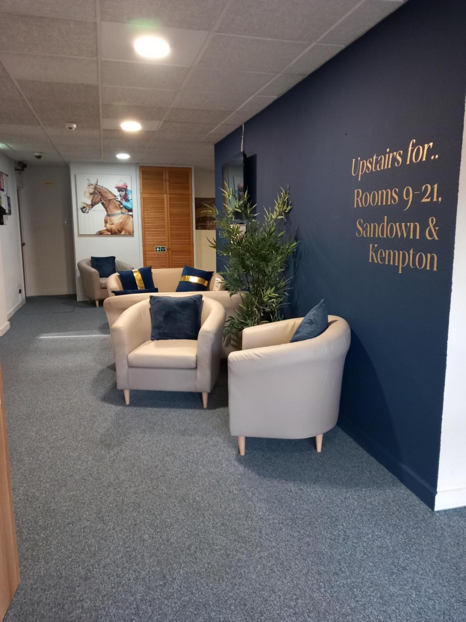 Sandown Park Lodge 에셔 외부 사진
