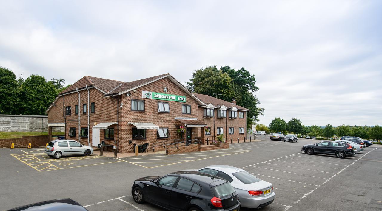 Sandown Park Lodge 에셔 외부 사진